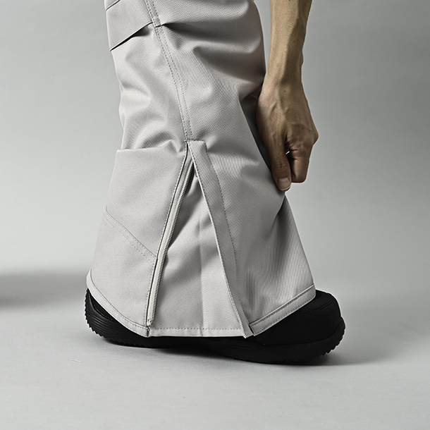 bottom-slit