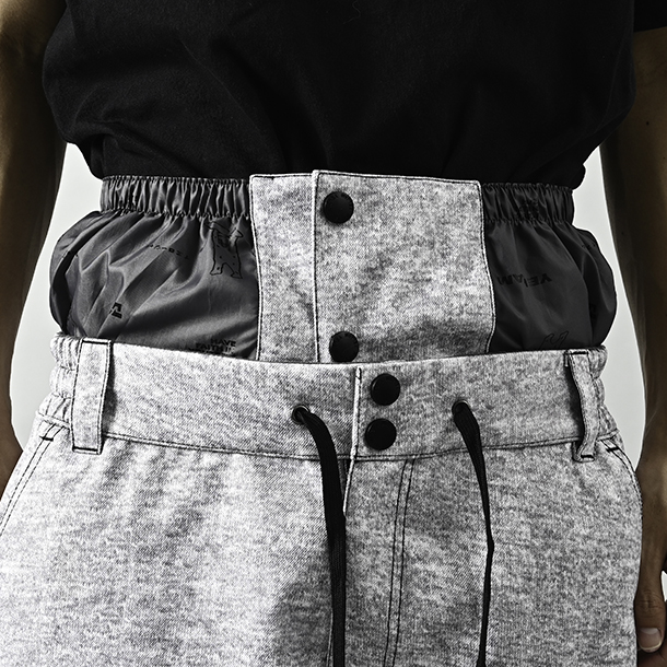waist-gaiter